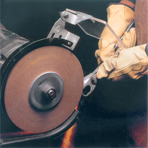 Scotch-Brite Cut & Polish Wheels, 6" Dia. x 1" W, 1" Arbor, Aluminum Oxide Duraquip Inc