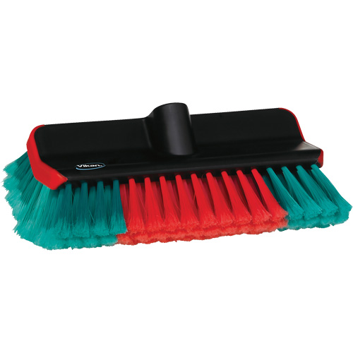 Brosse &agrave; alimentation en eau pour nettoyage des parties hautes et basses des v&eacute;hicules de la s&eacute;rie Transport Duraquip Inc