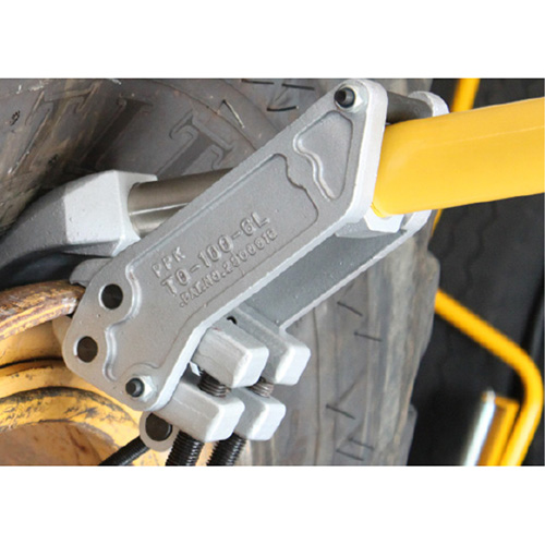Pro Series OTR Giant Tire Hydraulic Bead Breaker Duraquip Inc
