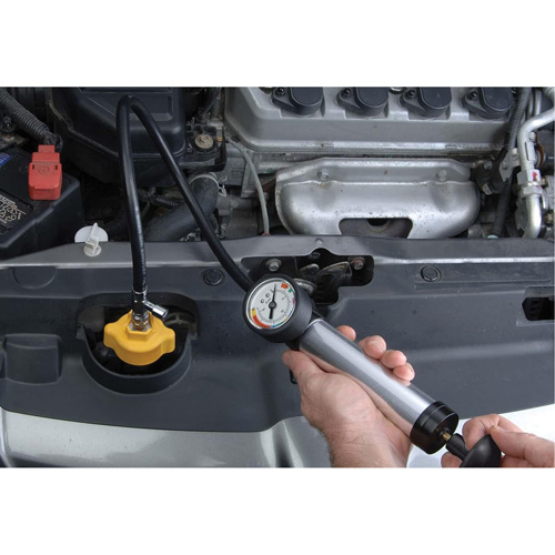 Trousse de test de pression du syst&egrave;me de refroidissement Duraquip Inc