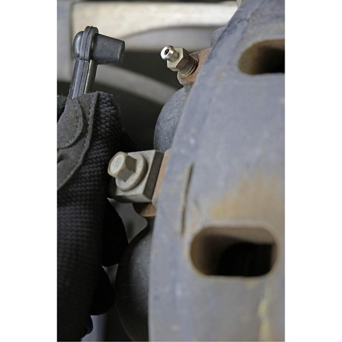 Automotive Tune-Up & Brake Bleeding Kit Duraquip Inc