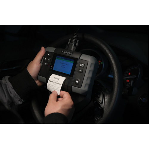 Testeur de batterie 12?V et de syst&egrave;mes 12?V/24?V BT600 avec imprimante int&eacute;gr&eacute;e Duraquip Inc