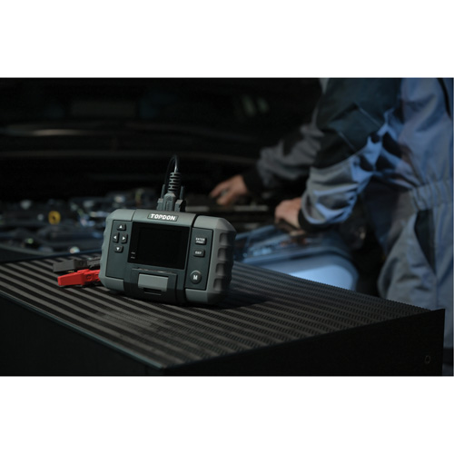 Testeur de batterie 12?V et de syst&egrave;mes 12?V/24?V BT600 avec imprimante int&eacute;gr&eacute;e Duraquip Inc