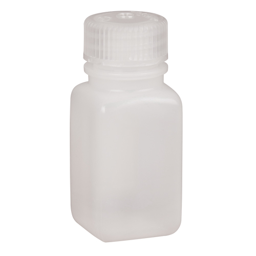Bouteilles peu encombrantes &agrave; prise facile, Carr&eacute;e, 2 oz, Plastique Duraquip Inc