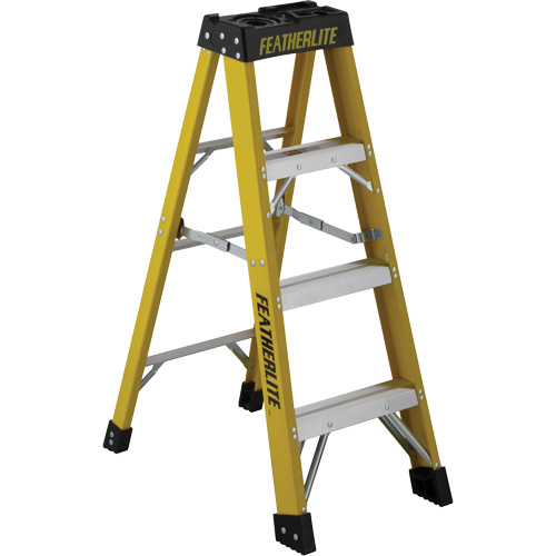 Industrial Heavy-Duty Stepladders (6900 Series), 4', Fibreglass, 300 lbs. Capacity, Type 1A Duraquip Inc