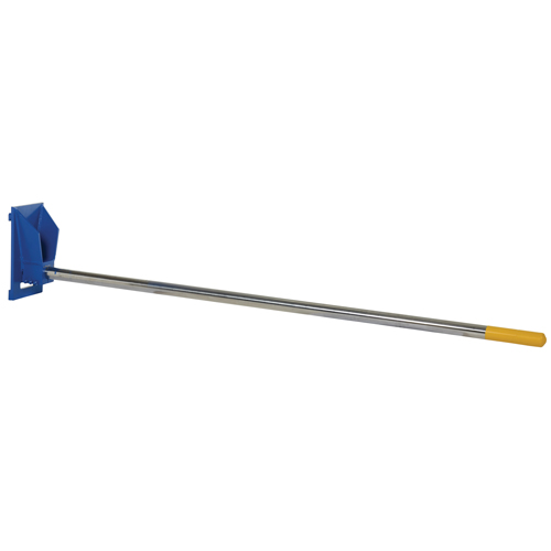 Fl&egrave;che de chariot &eacute;l&eacute;vateur pour tapis, 108-1/2" longueur, Install&eacute; sur tablier, Capacit&eacute; de 2500 lb Duraquip Inc
