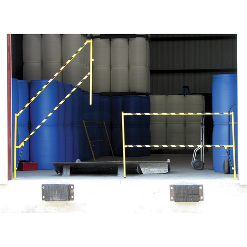 Safety Lift Gate, Single, 6' L x 42-5/8" H Expanded Duraquip Inc