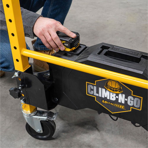 Syst&egrave;me de motorisation pour &eacute;chafaudage Climb-N-Go Duraquip Inc