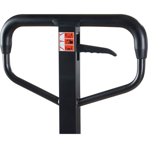 Transpalettes hydrauliques &agrave; fourche de 8', 96" lo x 27" la, capacit&eacute; 4400 lb Duraquip Inc