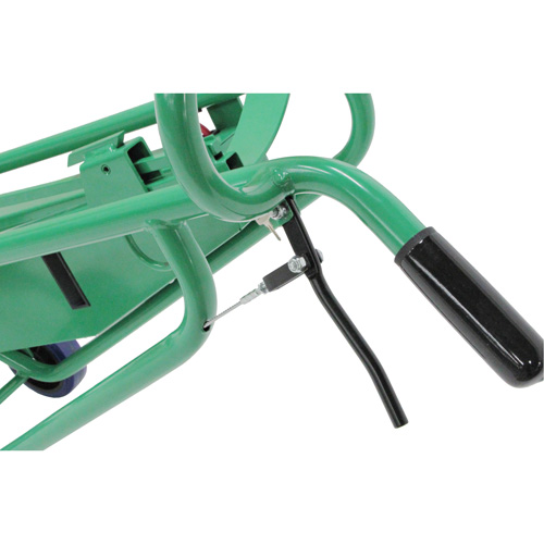 Diable pour baril motoris&eacute; avec roues pneumatiques Duraquip Inc