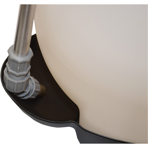 Cleaning & Restoration Series Foaming Compression Sprayer, 2 gal. (9 L), Polyethylene, 21" Wand Duraquip Inc