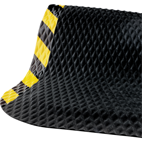 Hog Heaven No. 424 Mats, Diamond, 3' x 5' x 7/8", Black/Yellow, Nitrile Duraquip Inc