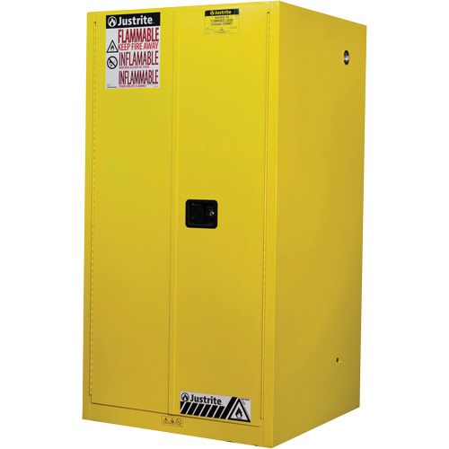 Armoires Sure-Grip EX pour produits inflammables, 60 gal., 2 Porte(s), 34" La x 65" h x 34" p Duraquip Inc