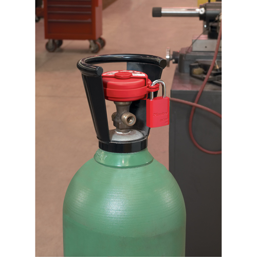Pressurized Valve Lockout, Gas Cylinder Type Duraquip Inc