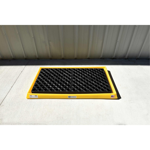 Ultra-Containment Tray&reg;, 54" L x 29.8" W x 3.5" H, 14 US gal. Spill Capacity Duraquip Inc