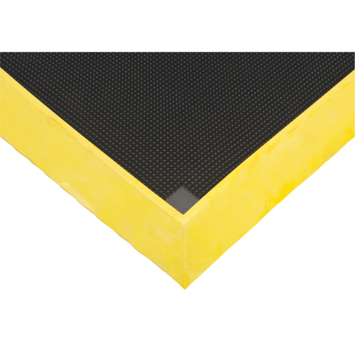 Tapis pour l'assainissement des chaussures, Caoutchouc, 2-2/3' la x 3-1/4' lo x 2-1/2" &eacute;pais, Jaune Duraquip Inc