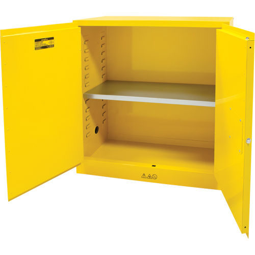 Armoire pour produits inflammables, 30 gal., 2 Porte(s), 43" La x 44" h x 18" p Duraquip Inc