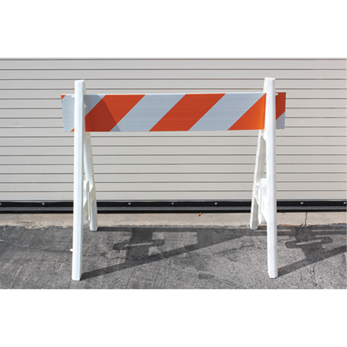Barricades, En A, 48" lo x 40" h, Orange/Blanc Duraquip Inc