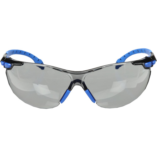 Solus Safety Glasses with Scotchgard Lenses, Grey/Smoke Lens, Anti-Fog, Meets/Exceeds CSA Z94.3 Duraquip Inc