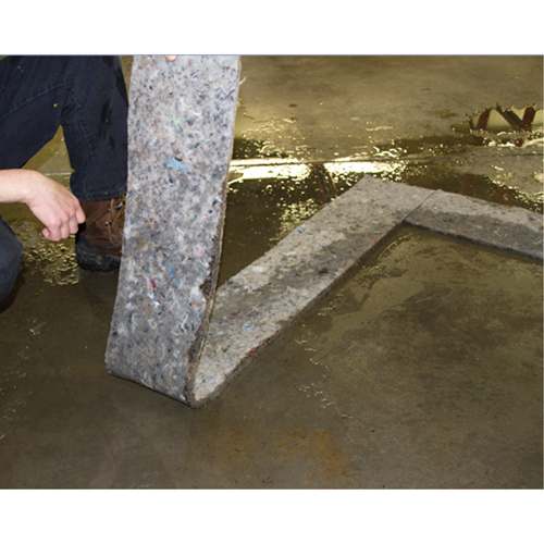 Bandes Husky Spilltration, Huile seulement, 64" x 8", 4 gal. d'absorption Duraquip Inc