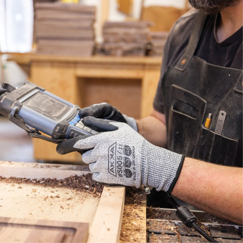 Gants r&eacute;sistants aux coupures, Taille Petit/7, Calibre 10, Rev&ecirc;tement Mousse de nitrile, Enveloppe en Dyneema, ASTM ANSI niveau A3/EN 388 niveau C Duraquip Inc