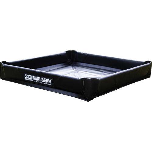 Berme de confinement robuste Mini Berm avec Chem-Shield de 30 oz, Capacit&eacute; 36 gal. US, 4' la x 4' lo x 4" h Duraquip Inc