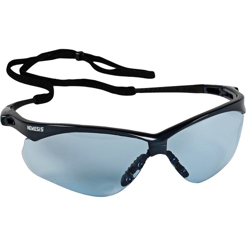 Lunettes de s&eacute;curit&eacute; Nemesis de Kleenguard, Lentille Bleu p&acirc;le, Anti-&eacute;gratignures, ANSI Z87+/R&eacute;pond ou surpasse la norme CSA Z94.3 Duraquip Inc