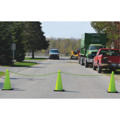 Traffic Cone & Chain Kit, 36", Orange Duraquip Inc