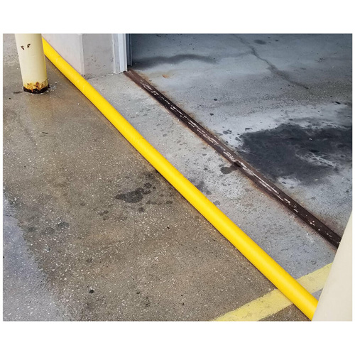 Water-Filled Diverter Boom Duraquip Inc