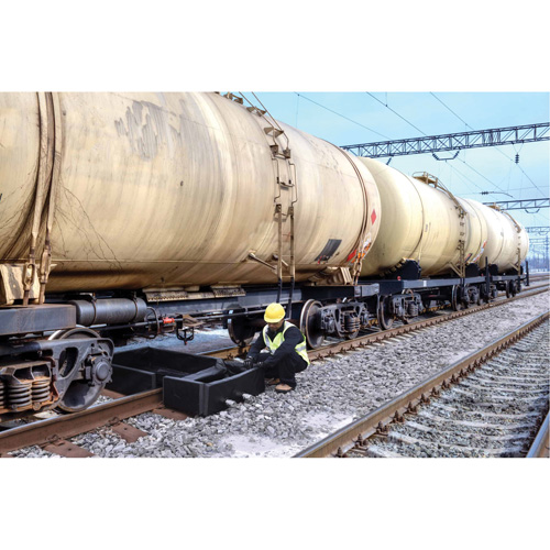 Ultra-Track Berm, 144 US gal. Capacity, 4' W x 6' L x 12" H, Foam Wall Duraquip Inc