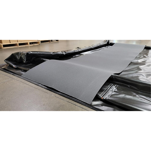 TracMat pour berme de confinement des d&eacute;versements de 20' Duraquip Inc