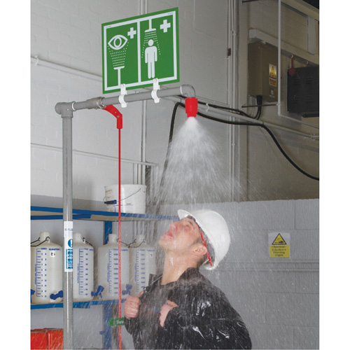 Douche combin&eacute;e avec cuvette ferm&eacute;e en ABS et entr&eacute;e sup&eacute;rieure, Socle Duraquip Inc