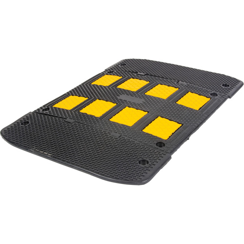 Bosse de d&eacute;c&eacute;l&eacute;ration avec embouts d'extr&eacute;mit&eacute;s, Caoutchouc, 3' lo x 40" la x 2" h Duraquip Inc