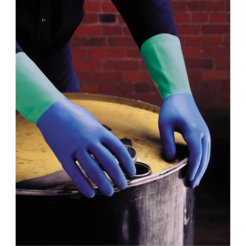 Gants Protector, Taille 6/Petit/6,5, 13" lo, Nitrile/Latex de caoutchouc, Doublure en Ouat&eacute;e, 28 mils Duraquip Inc