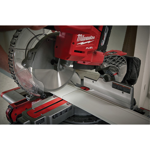 M18 Fuel Dual Bevel Sliding Compound Mitre Saw Kit Duraquip Inc