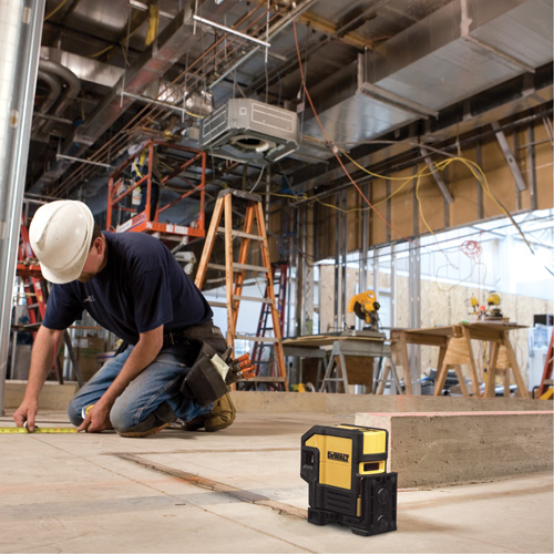 Spot Beam & Horizontal Line Laser, 165' (50.3 m) Duraquip Inc