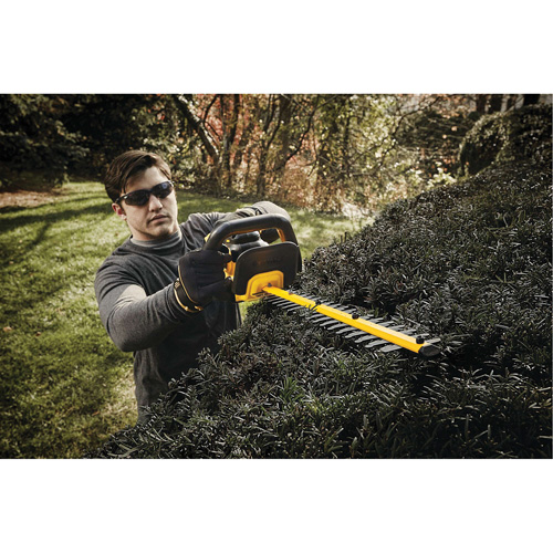Taille-haie sans fil Max, 22", 20 V, &agrave; pile Duraquip Inc