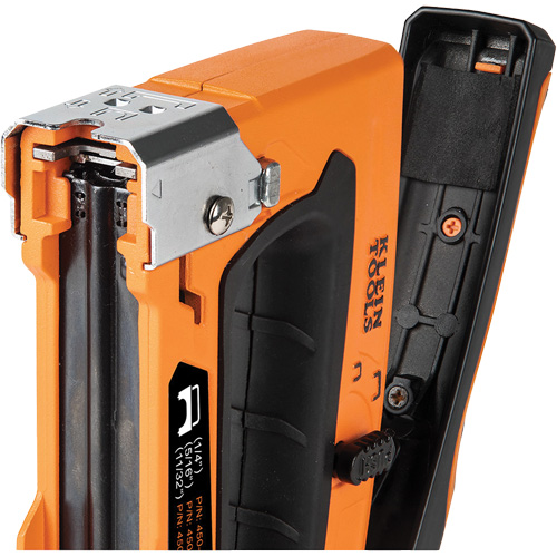 Loose Cable Stapler, 5/16"/1/4"/11/32" Staples Duraquip Inc