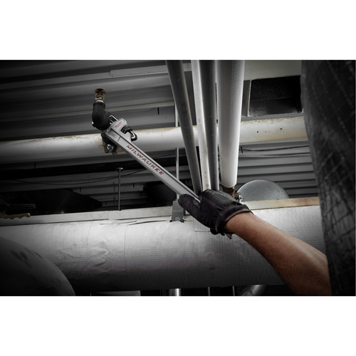 Cl&eacute; &agrave; tuyau avec manche Powerlength, Cap des m&acirc;choires 1-1/2", Longueur 10" Duraquip Inc