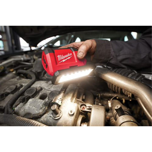M12 Rover Service & Repair Flood Light with USB Charging, LED, 700 Lumens Duraquip Inc