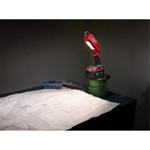 M18 Stick Light, Hook, Rechargeable, 300 Lumens Duraquip Inc