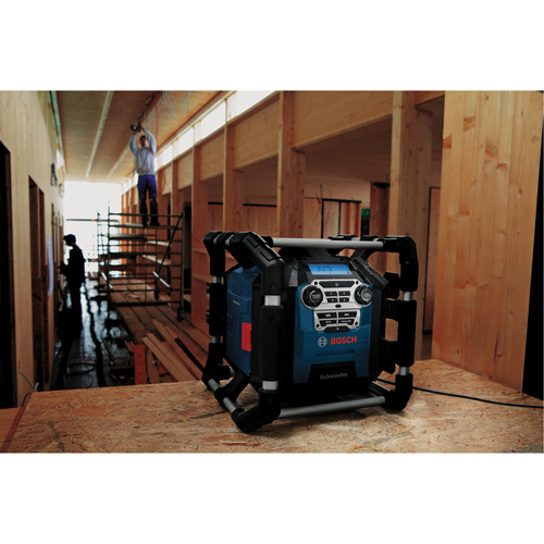 Radio de chantier avec Bluetooth 5.0 et station dalimentation, Lithium-ion, 18 V Duraquip Inc