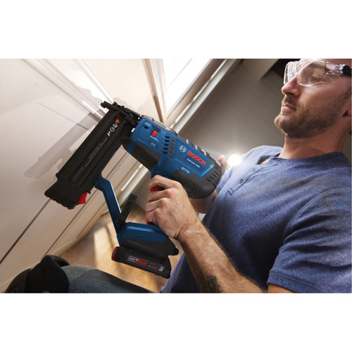 Ensemble cloueuse de finition de calibre 18 avec batterie Standard Power, 18 V, Lithium-ion Duraquip Inc