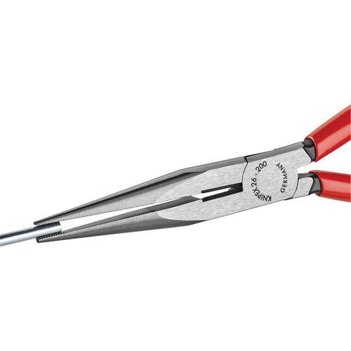 Pince &agrave; bec long avec coupe-fil, 8" lo Duraquip Inc