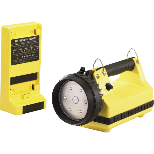 Lanterne avec syst&egrave;me de montage pour v&eacute;hicule E-Flood LiteBox, DEL, 615 lumens, 8 hres de fonctionnement, piles Rechargeable, Compris Duraquip Inc