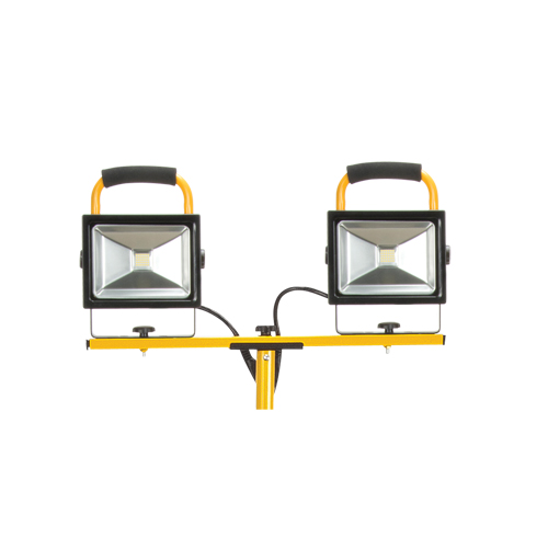 Twin-Head Work Light, LED, 40 W, 4800 Lumens, Aluminum Housing Duraquip Inc