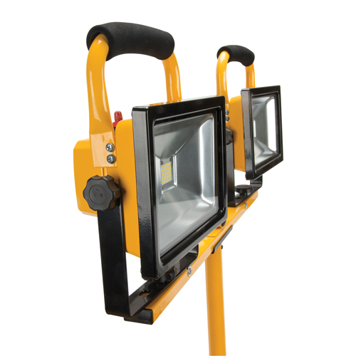 Twin-Head Work Light, LED, 40 W, 4800 Lumens, Aluminum Housing Duraquip Inc