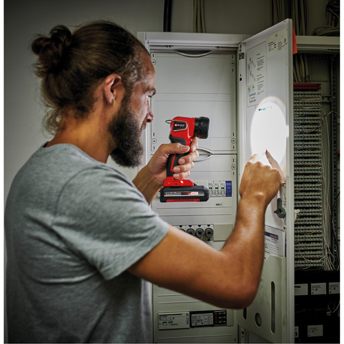 Lampe de poche &agrave; DEL sans fil 18V (outil seulement), DEL, 280 lumens, Bloc-pile Rechargeable Duraquip Inc