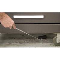 Flexible Magnetic Pick-Up Tool, 23-1/2" Length, 2.5 lbs. Capacity Duraquip Inc