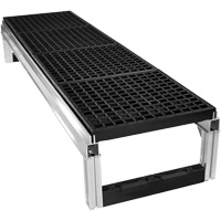 Trousse de plateforme de travail modulaire en aluminium &agrave; drainage ouvert FOUNDATION, 18" la x 72" pr, Capacit&eacute; de 400 lb, Enti&egrave;rement soud&eacute; Duraquip Inc